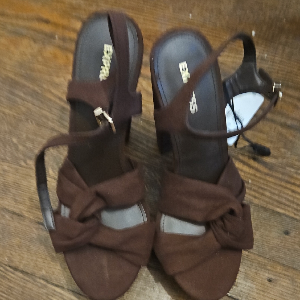 Express Women's Dark Brown Knotted Sandals